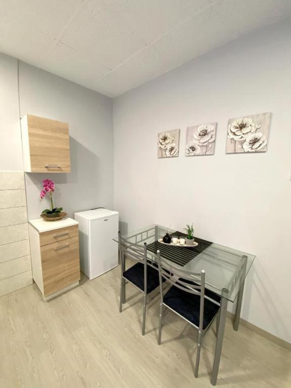 Dima Rooms And Apartments Athen Exterior foto